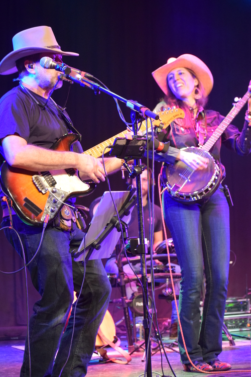 Lilly West and her Burning Band en Concert - Lilly West