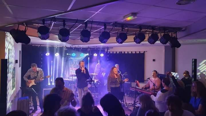 Géneration's : Groupe Variété Disco Pop-Rock Ile-de-France - Seine-et-Marne (77)