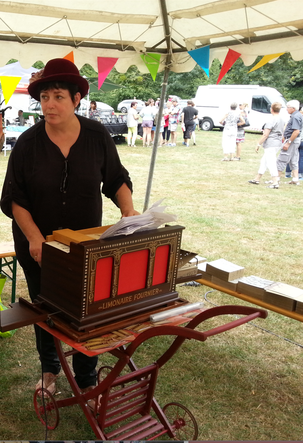 L'Orgue à Silou : Musicien Musique de rue Chanson Musette Orgue de barbarie Pays-de-la-Loire - Maine-et-Loire (49)