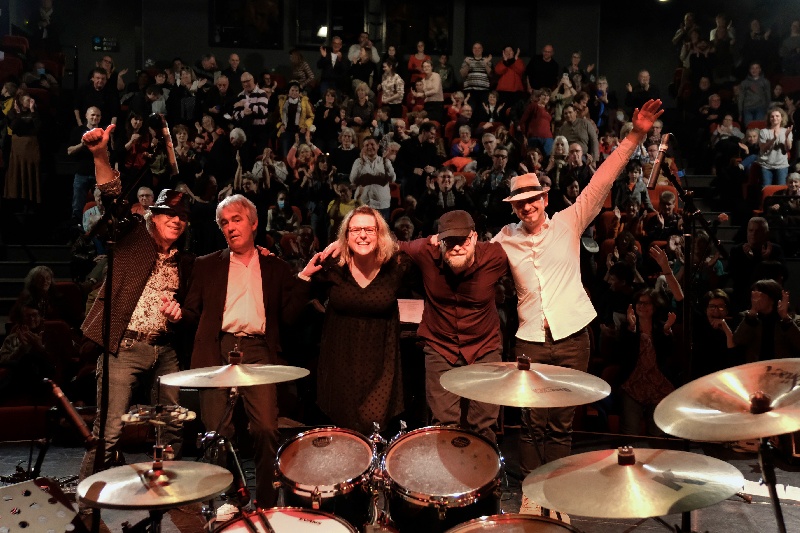 Soul Vic'Team : Groupe Soul Rhythm'n'blues Funk Centre-Val-de-loire - Loiret (45)