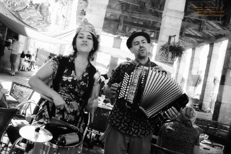 Tribal Groovers : Duo Latino Musique traditionnelle Musique balkane Cumbia musique du monde Midi-Pyrénées - Lot (46)