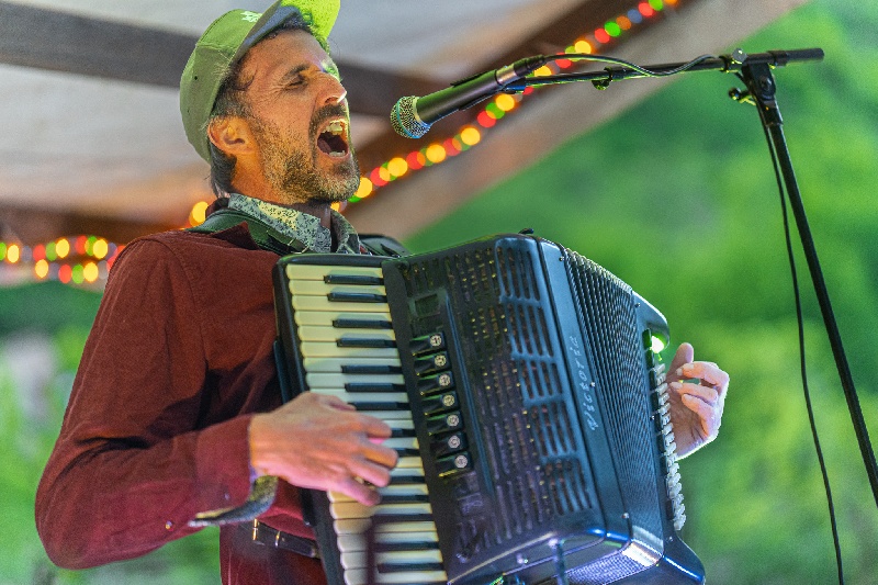 Zico : Artiste Chanson française Musique sud-américaine Musique balkane Midi-Pyrénées - Aveyron (12)