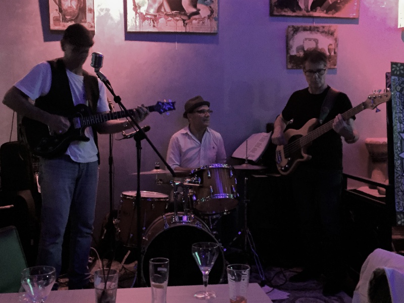 Photo concert V&B Salaise-sur-Sanne Blues Road