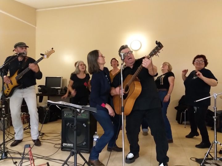 Photo concert Rassemblement PRIVE de motos Champcevrais Docteur John et ses Guépards