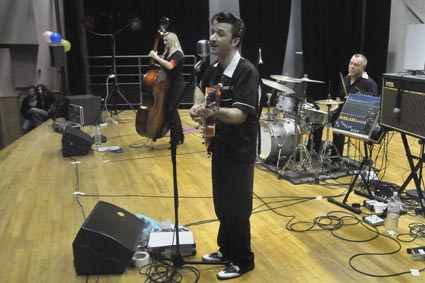 Photo concert salle michel trepaud (uniquement sur réservation ) Nieul-sur-Mer Ducky Jim Trio