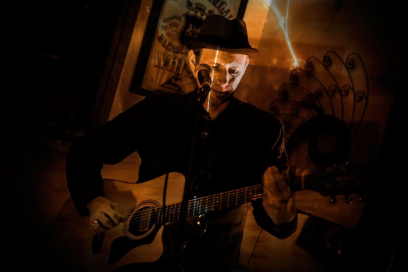 Photo concert Gil2suez Solo @ La Ruche Rennes Gilles de Suez