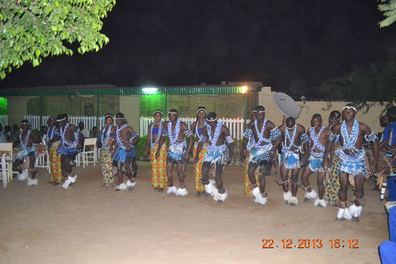 Ballet la paix du tchad Association artistique et culturelle du tchad